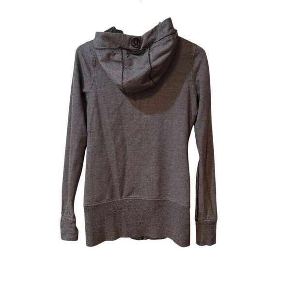 Sold  - Picture 2 of 11